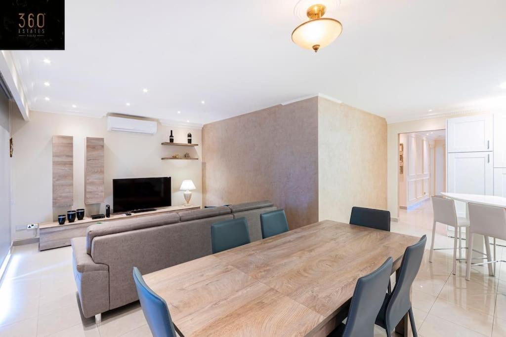 One Of A Kind, Seafront Property In St Georges Bay By 360 Estates Saint Julian's Eksteriør bilde